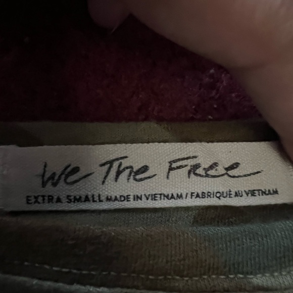 Free People We the Free Clarity Army Camo Bandana Blue T-Shirt XS - Picture 11 of 12